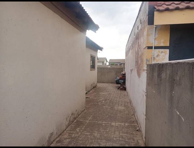 4 BEDROOM HOUSE FOR SALE IN WINDMILL PARK